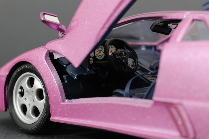 Illustration for article titled ROTB: Maisto Lamborghini Diablo SE30